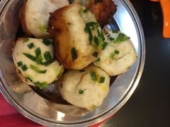 -白玉兰食品(汇联商厦店)