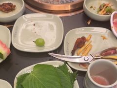 -梨花甄选自助烤肉(小寨原力场店)