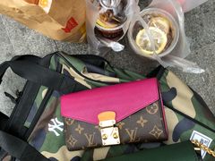-巴四老城区炭火蛙锅(张江店)