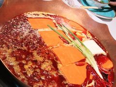 -墨居上隐·院子里火锅(峨眉店)