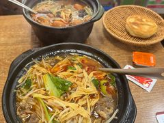 -天瑞福云南过桥米线(十里河店)