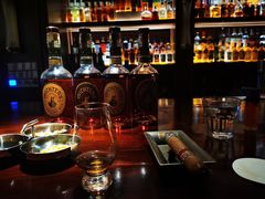 -THE OLD HOUSE酒吧