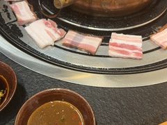 -阿山卓·野生菌火锅·纳西火塘烤肉