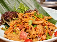 -老滇山寨•云南特色菜•地方菜•民族风情歌舞表演(金碧店)