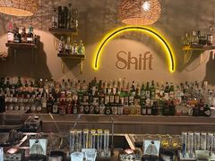 -Shift cocktail bar鸡尾酒吧