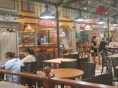 -大食代美食广场(上海中心店)