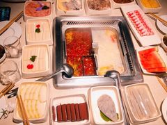 -海底捞火锅鲜切牛肉主题店(长寿路店)