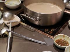 -捞王锅物料理(上海世茂广场店)