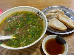 -黄阿姨锅贴大王(万航渡路店)