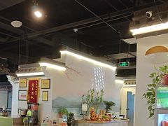 -卢大鲜鱼头捞饭(美利广场店)