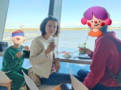 -抱抱地球咖啡馆(国家海洋博物馆店)