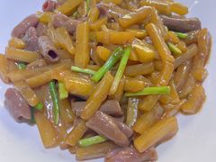 土豆条炖海肠-品味居·首店·大连鲜活海鲜大连菜(东港店)