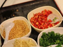 -鲜入围煮花胶鸡海鲜火锅