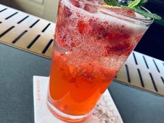 -星巴克臻选(上海合生汇1F店)