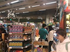 零售区-Ole 面包房(华润万象城店)