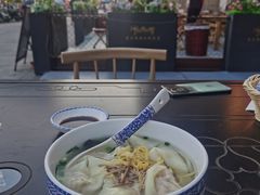 -笑来喜馄饨小笼工坊店(湖滨街店)