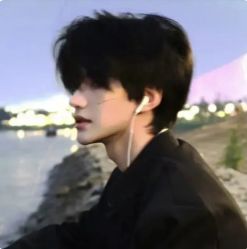 -线索名剪接发造型