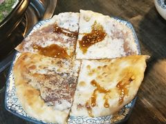 -乐山食古香跷脚牛肉
