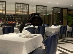大堂-Yan Ting 宴庭中餐厅(上海静安瑞吉酒店)