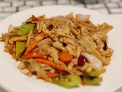 -老街坊餐吧