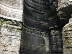 -梭布垭石林景区