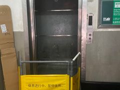 -大众迷你仓自助寄存仓库(徐家汇2店)