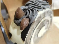 黑芝麻芝士犇犇卷-星巴克(无锡东方商厦店)