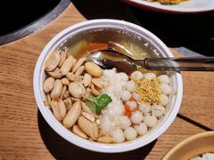 -吃饭皇帝大土家民族菜(荟聚店)