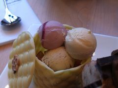 时尚巴黎-哈根达斯(武汉天地店)