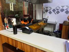 -尕胡才炕锅烤羊肉馆(八一路店)