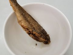 酥炸小黄鱼-明呈黄鱼面馆(斜土路店)