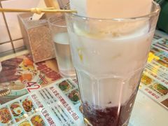 光明奶砖红豆奶茶-九龙冰室(新中关购物中心店)