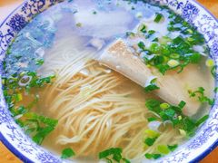 枫镇肉面-裕兴记·三虾面(西北街总店)