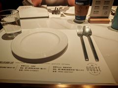 -静香HOUSE·全时段融合餐厅(七星欢乐颂店)