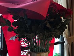 -愉肴麻辣香锅(中山路店)