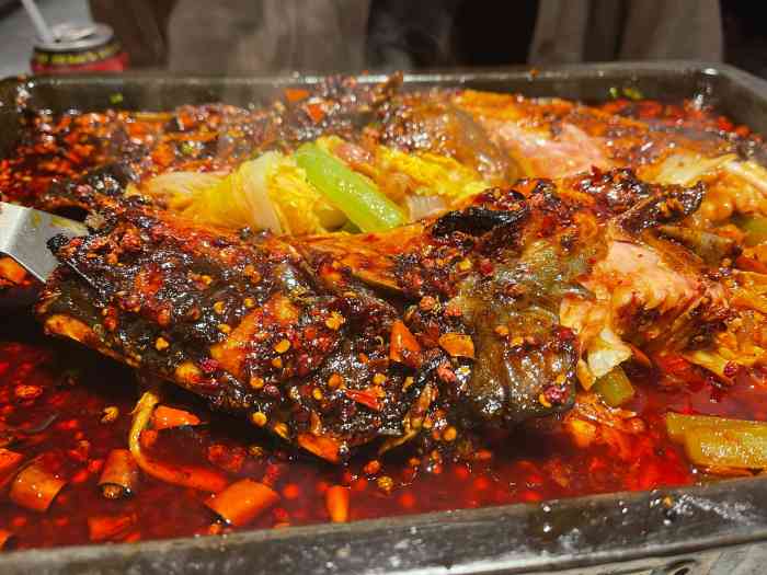 江边城外烤全鱼(西溪天街店)-"带妈妈来吃的烤鱼69逛了几天发现妈妈