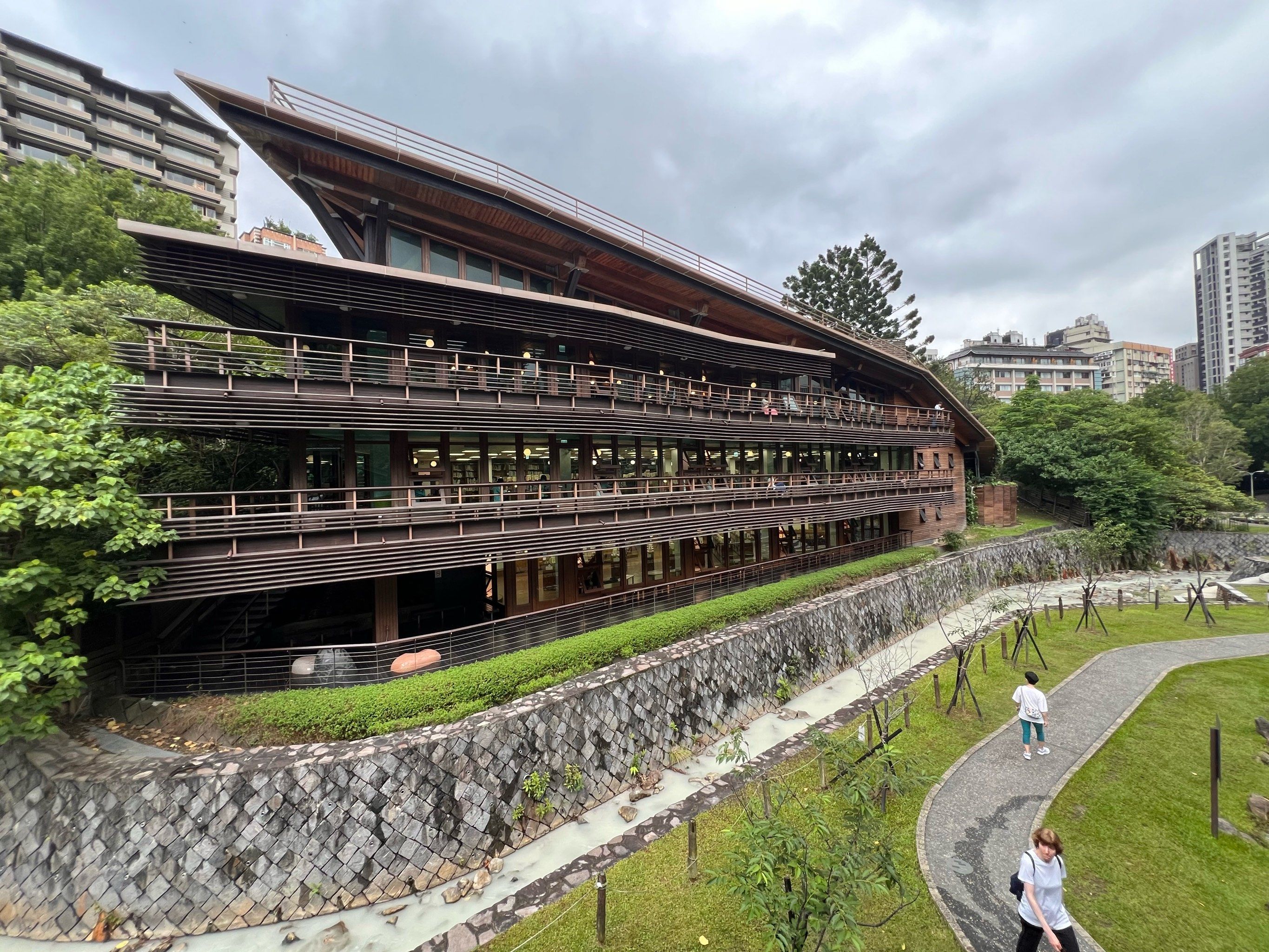 台北北投图书馆 图书馆 超美风光图书馆