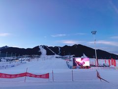 -丝绸之路山地度假区滑雪场