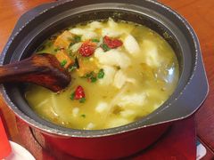 -周鱼小馆石锅酸菜鱼(活力汇店)