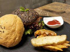 黑胡椒汉堡-HIGH FIVE哈福手工汉堡(桂林路店)