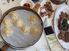 -梅利汴京烤鸭•开封豫菜地标店(东大街店)