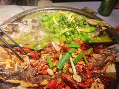 -鸣记脆皮烤鱼·海鲜烤鱼(三八广场店)