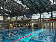-奥冠体育华师附中恒温游泳馆