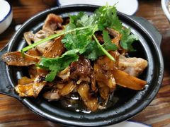-亚忠小吃店(曾厝垵店)