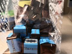 -VENCHI 闻绮(北京国贸商城店)