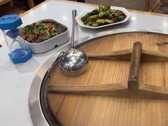 -鲁员外地锅鸡地锅鱼(古墩路店)