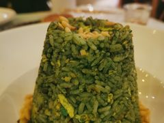 菠菜汁松子炒饭-T館·花园艺术餐厅