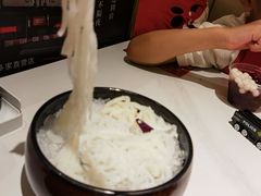 -左庭右院鲜牛肉火锅(金山万达店)