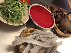 -朱氏胖子烂火锅(洪崖洞店)