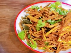 皮蛋拌馓子-仙品龙虾(总店)